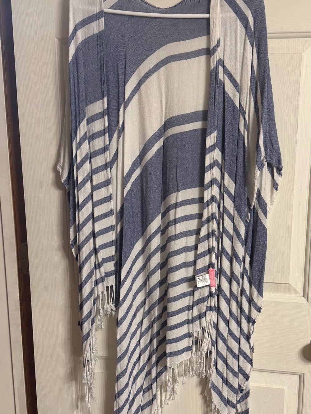 Isaac Mizrahi Blue and White Striped Fringe Wrap kimono shawl